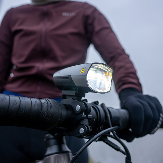 HENMI 30LUX USB wiederaufladbare Fahrradlampe StVZO E-Bike-Frontlicht OSRAM LED wasserdicht